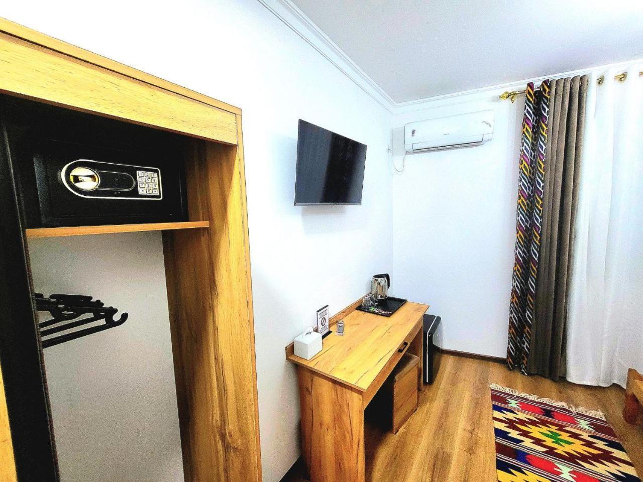 Ulli Oy Boutique Hotel & Terrace 希瓦 外观 照片